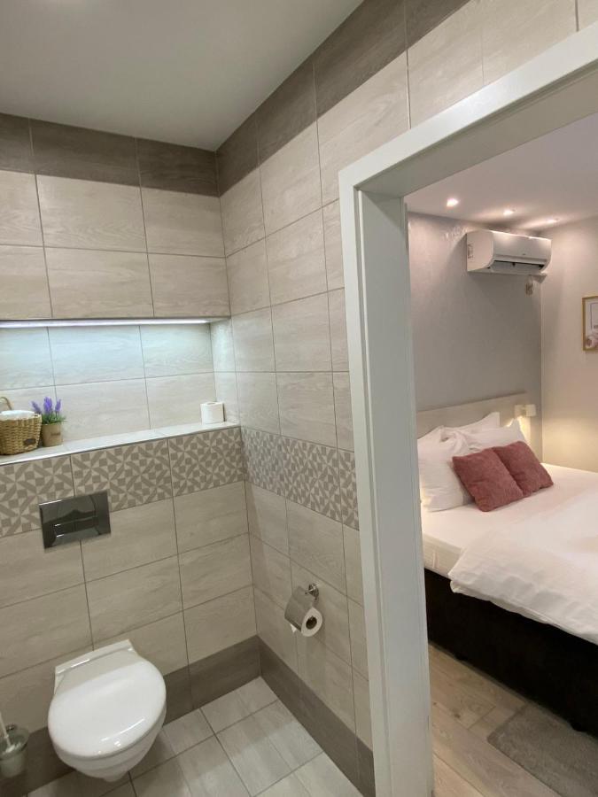 Guest Rooms Asenevtsi City Center Weliko Tarnowo Exterior foto