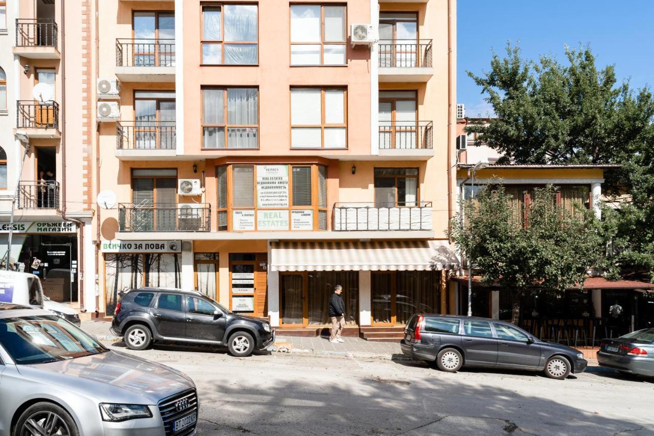 Guest Rooms Asenevtsi City Center Weliko Tarnowo Exterior foto